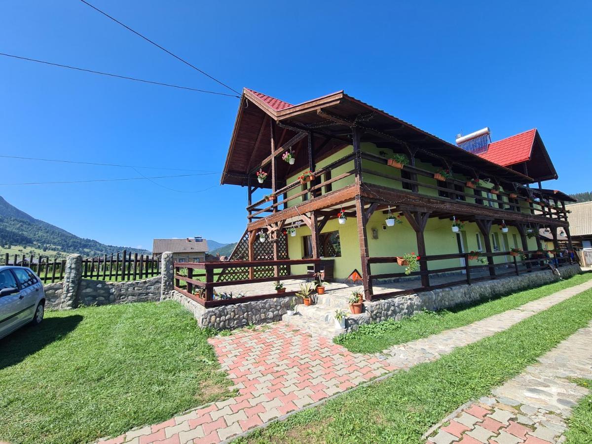 Maricom Home Zărneşti Eksteriør bilde